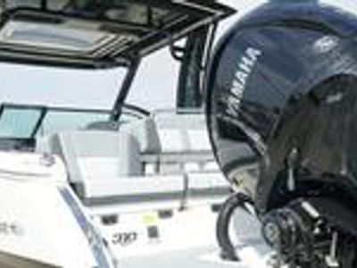 2025 Chaparral 310 OSX - Photo 9