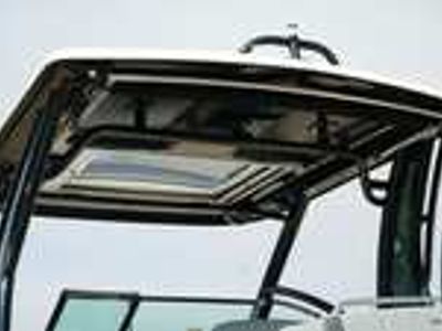 2025 Chaparral 310 OSX - Photo 10