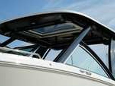 2025 Chaparral 310 OSX - Photo 13