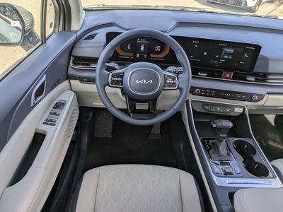 2026 Kia Carnival — photo 16 view