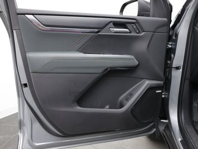 2025 GMC Acadia - Photo 15