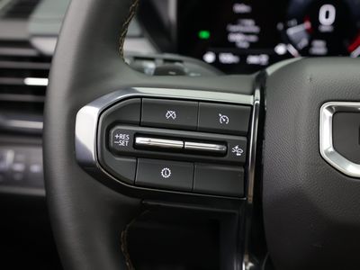 2025 GMC Acadia - Photo 27
