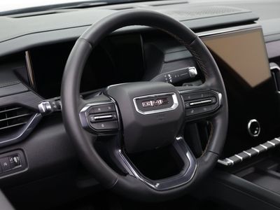 2025 GMC Acadia - Photo 12
