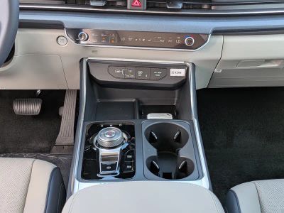 2026 Kia Carnival Hybrid — photo 25 view