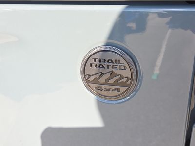 2026 Jeep Gladiator — photo 14 view