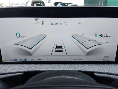 2024 Kia EV6 — photo 14 view
