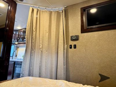 2017 Thor Motor Coach Synergy - Photo 38