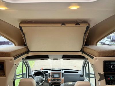 2017 Thor Motor Coach Synergy - Photo 52
