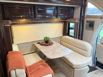 2017 Thor Motor Coach Synergy - Photo 14