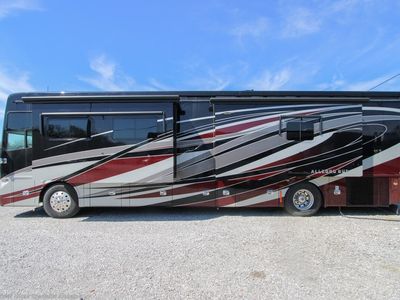 2017 Tiffin Allegro Bus - Photo 36