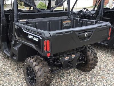 2025 Can-Am Defender MAX XT HD10 - Photo 1