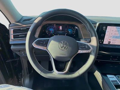 2026 Volkswagen Atlas — photo 10 view