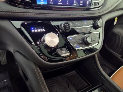 2026 Chrysler Pacifica — photo 16 view