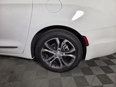 2026 Chrysler Pacifica — photo 27 view