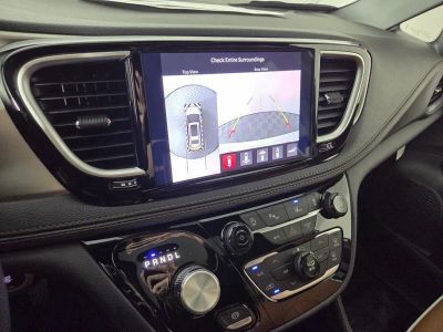 2026 Chrysler Pacifica — photo 18 view