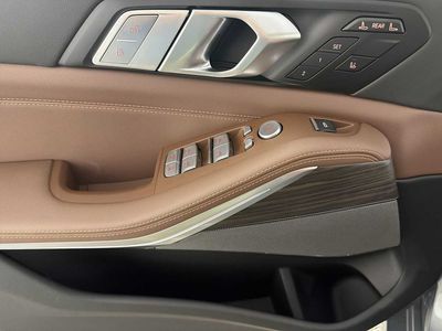 2026 BMW X7 xDrive40i - Photo 12