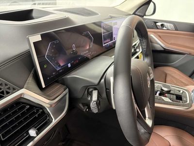 2026 BMW X7 xDrive40i - Photo 14