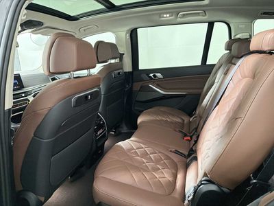 2026 BMW X7 xDrive40i - Photo 18