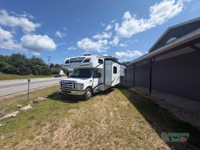 2025 Coachmen RV Freelander — front three-quarter view