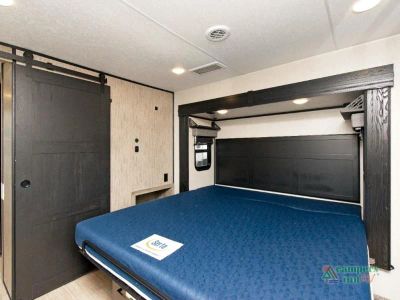 2023 KZ Durango Gold - Photo 22