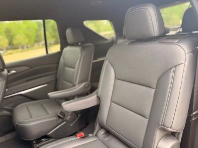 2025 Chevrolet Traverse - Photo 19