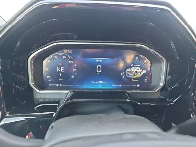 2026 Chevrolet Silverado 3500HD — photo 10 view