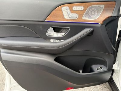 2025 Mercedes-Benz GLE - Photo 25