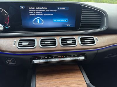2025 Mercedes-Benz GLE - Photo 6