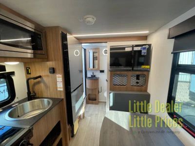 2027 Keystone RV Reign — photo 11 view