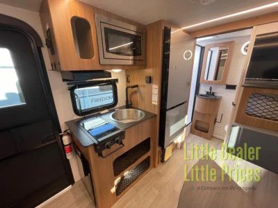 2027 Keystone RV Reign — photo 23 view