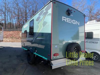 2027 Keystone RV Reign — detail view