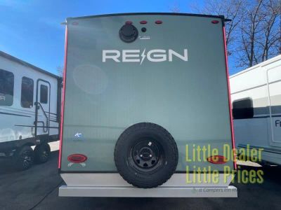 2027 Keystone RV Reign — photo 7 view
