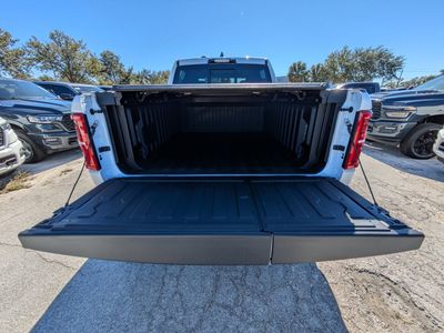 2026 Ram 1500 — photo 8 view