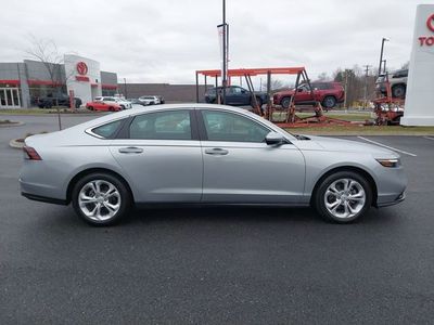 2025 Honda Accord Sedan LX CVT - Photo 3