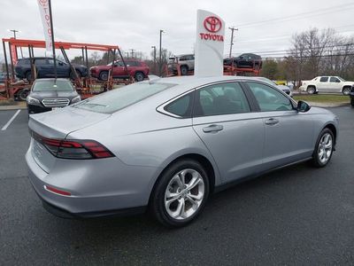2025 Honda Accord Sedan LX CVT - Photo 4