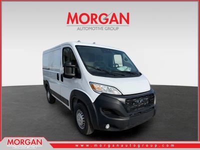 2026 Ram ProMaster 1500 Low Roof in White — front three-quarter view