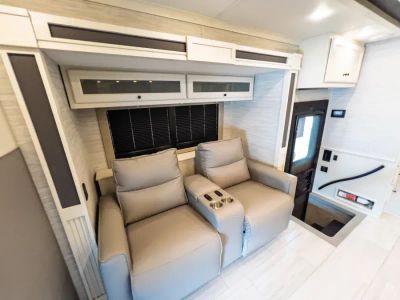 2027 Tiffin ALLEGRO BAY — photo 9 view