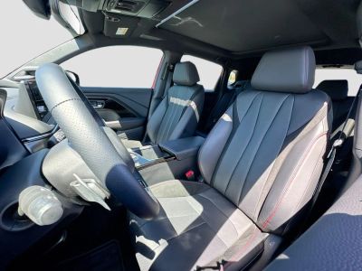 2025 Acura ADX - Photo 16