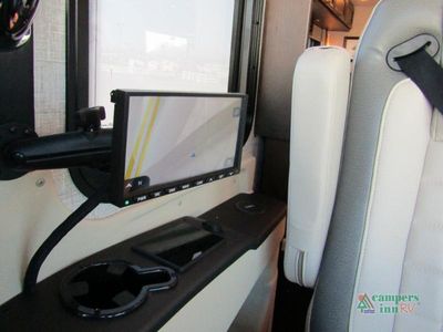 2025 Tiffin Motorhomes Allegro Bus - Photo 9