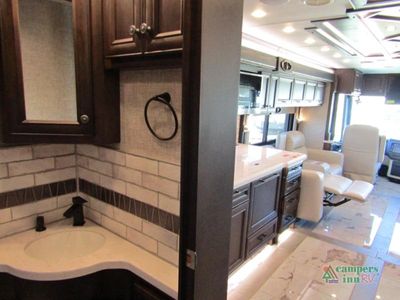 2025 Tiffin Motorhomes Allegro Bus - Photo 28