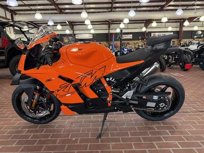2026 KTM 990 RC R - Photo 6