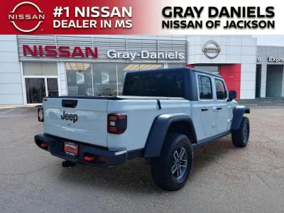 2024 Jeep Gladiator - Photo 7