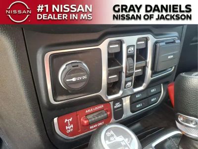 2024 Jeep Gladiator - Photo 19