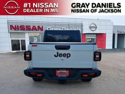2024 Jeep Gladiator - Photo 6