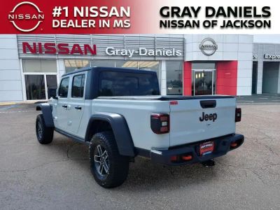 2024 Jeep Gladiator - Photo 5