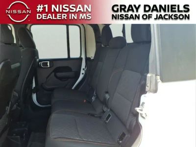 2024 Jeep Gladiator - Photo 26