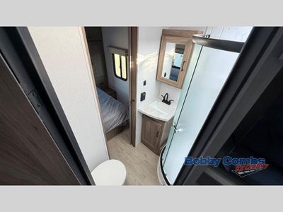 2026 Coachmen RV Freedom Express Ultra Lite - Photo 9