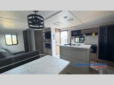 2026 Coachmen RV Freedom Express Ultra Lite - Photo 8