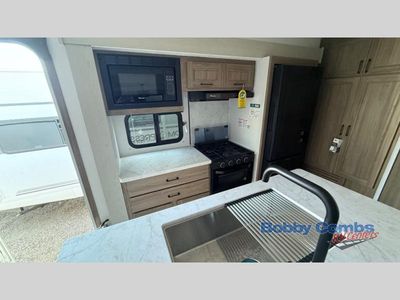 2026 Coachmen RV Freedom Express Ultra Lite - Photo 12