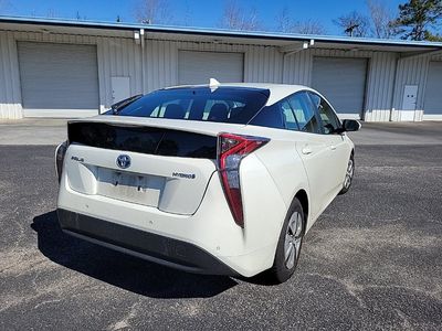 2018 Toyota Prius - Photo 6